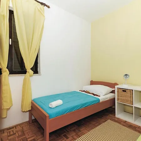 Cozy In With Kitchen Semesterbostad