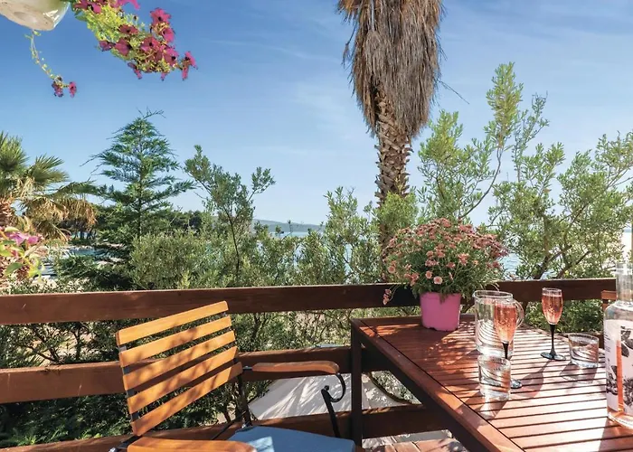 Semesterbostad Cozy In With Kitchen