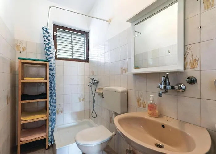 Cozy In With Kitchen בית נופש שיבניק